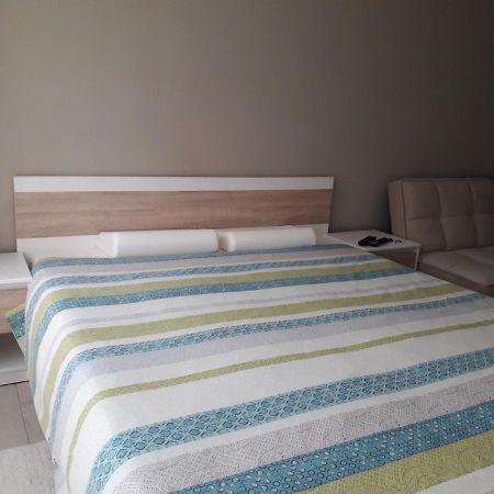 Appartamento Treti Mart North Primorsko Esterno foto